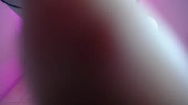 Snapshot of Adri_Gomez_ chatting on February 10, 2025, 3:35 am Adri Gomez online show from February 10, 2025, 3:35 am