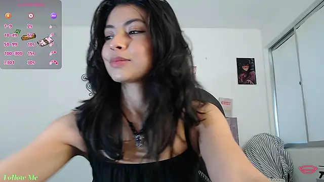 Snapshot of ellajonz chatting on June 14, 2026, 9:39 pm ellajonz online show from June 14, 2026, 9:39 pm