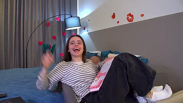 AmeliaFlares online show from April 23, 2026, 6:36 am