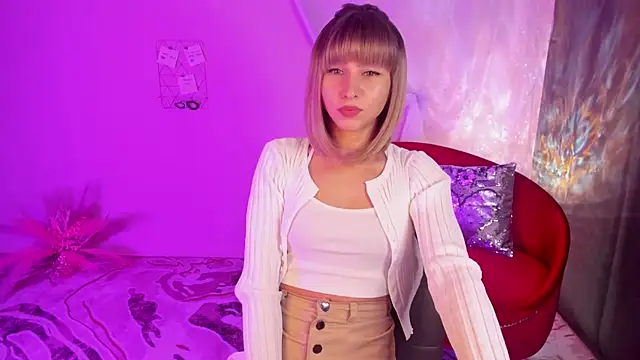 Snapshot of CharmBianca chatting on November 30, 2025, 12:09 pm CharmBianca online show from November 30, 2025, 12:09 pm