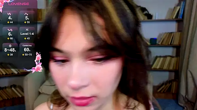 Hotary Yuko online show from February 17, 2025, 2:48 pm