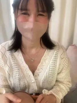 Snapshot of MURA-saki chatting on February 21, 2025, 1:22 am MURA-saki online show from February 21, 2025, 1:22 am