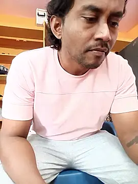 bigcock thick online show from January 17, 2026, 3:33 am