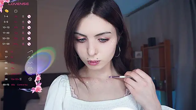 ErlinaBuoy online show from February 25, 2025, 5:15 pm