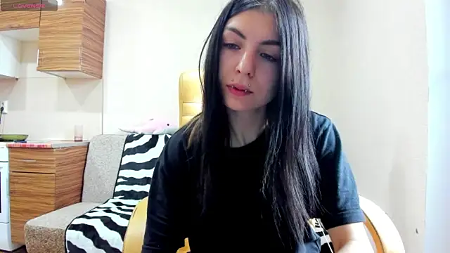 ErlinaBuoy online show from July 16, 2026, 7:25 am