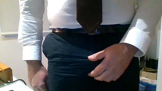 66MA69 online show from December 18, 2025, 4:24 pm