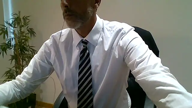 66MA69 online show from June 6, 2026, 5:06 pm