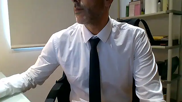 66MA69 online show from July 28, 2026, 4:39 pm