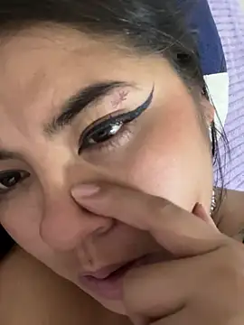 Snapshot of viccky_vick chatting on February 6, 2025, 6:46 pm viccky vick online show from February 6, 2025, 6:46 pm