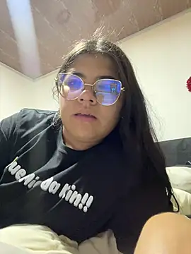 Snapshot of viccky_vick chatting on March 16, 2025, 7:49 pm viccky vick online show from March 16, 2025, 7:49 pm