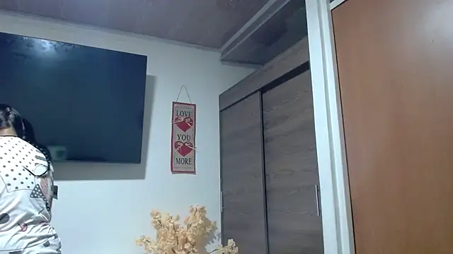 Snapshot of viccky_vick chatting on November 11, 2025, 2:00 am viccky vick online show from November 11, 2025, 2:00 am