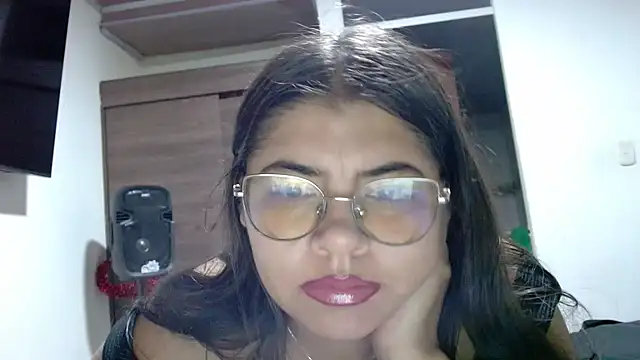 Snapshot of viccky_vick chatting on January 9, 2026, 2:25 am viccky vick online show from January 9, 2026, 2:25 am