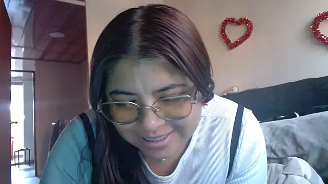 Snapshot of viccky_vick chatting on March 14, 2026, 10:15 pm viccky vick online show from March 14, 2026, 10:15 pm