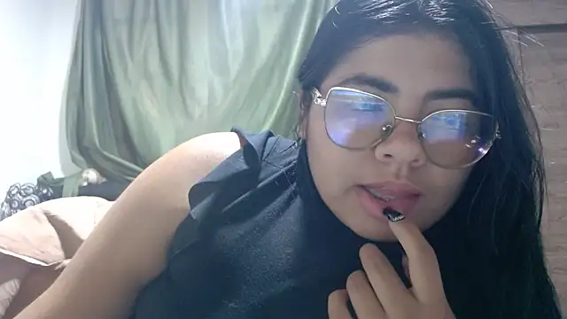 Snapshot of viccky_vick chatting on March 26, 2026, 10:59 pm viccky vick online show from March 26, 2026, 10:59 pm