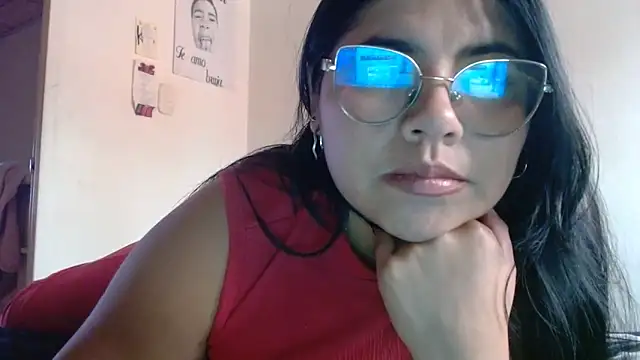 Snapshot of viccky_vick chatting on March 27, 2026, 8:19 pm viccky vick online show from March 27, 2026, 8:19 pm