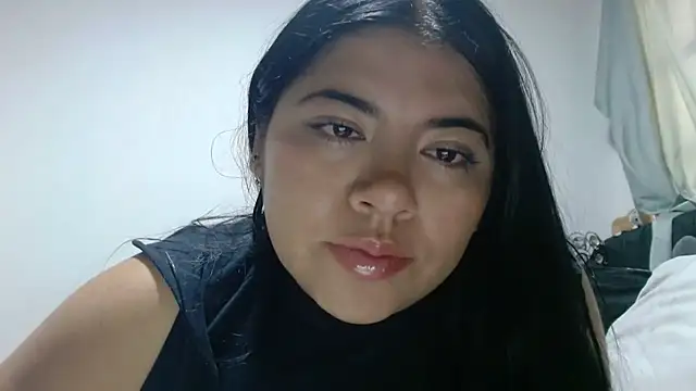Snapshot of viccky_vick chatting on April 13, 2026, 10:26 pm viccky vick online show from April 13, 2026, 10:26 pm