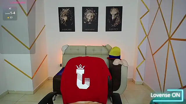 Snapshot of Dwayne_Brown chatting on February 18, 2025, 7:19 pm Dwayne Brown online show from February 18, 2025, 7:19 pm