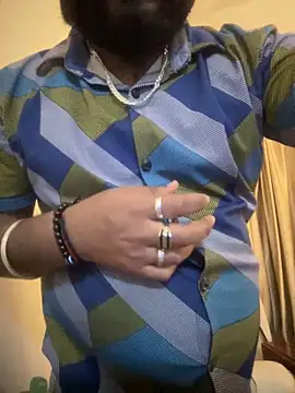 SoloChill online show from April 28, 2026, 10:37 pm