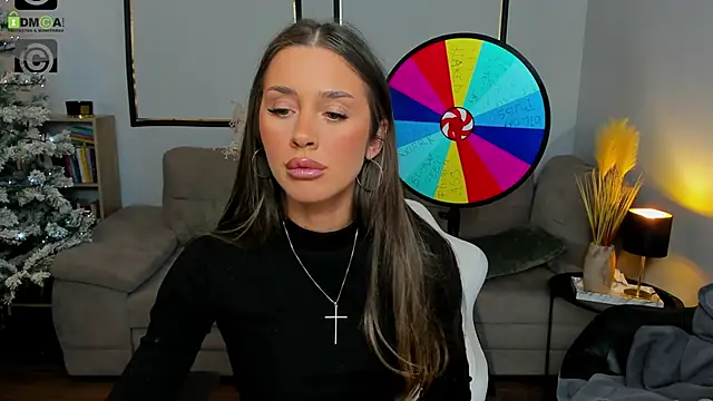 Anya-Ray online show from December 21, 2025, 1:40 pm