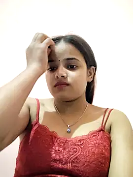 Snapshot of RAYI_123 chatting on February 22, 2025, 7:58 pm RAYI 123 online show from February 22, 2025, 7:58 pm