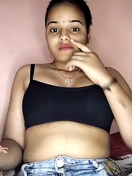 Snapshot of RAYI_123 chatting on March 21, 2025, 8:39 am RAYI 123 online show from March 21, 2025, 8:39 am