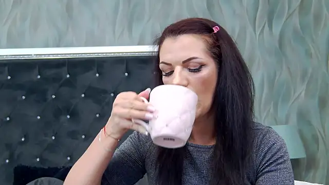 LissaAnn online show from March 18, 2025, 3:42 am