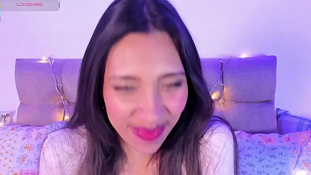 Miss veronicaa2 online show from February 6, 2025, 3:41 pm