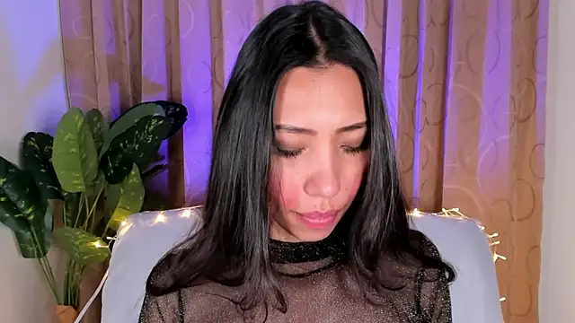 Miss veronicaa2 online show from January 15, 2026, 1:05 pm