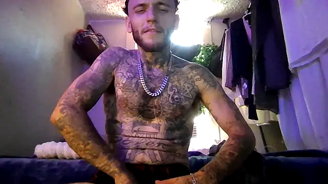 cruz815 online show from September 22, 2025, 5:59 pm