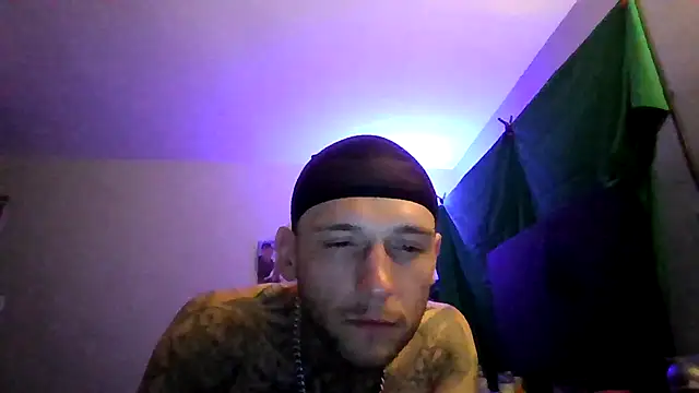 cruz815 online show from July 29, 2026, 2:10 am