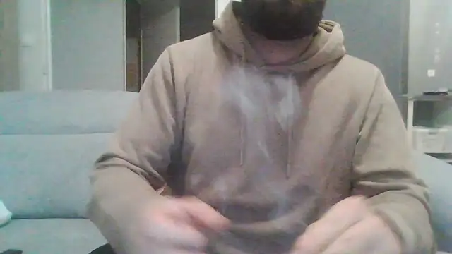 Snapshot of Zer_oki chatting on November 27, 2025, 8:11 pm Zer oki online show from November 27, 2025, 8:11 pm