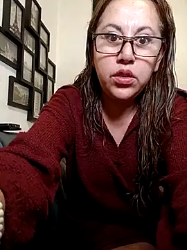 Snapshot of MirandaLatinaLovely chatting on July 8, 2026, 4:44 pm MirandaLatinaLovely online show from July 8, 2026, 4:44 pm