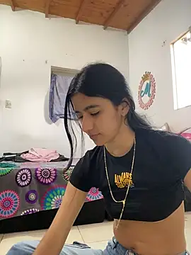 eva roseee online show from February 13, 2026, 7:54 pm