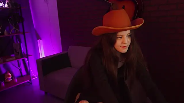 MilaStoyne online show from March 12, 2025, 12:15 pm