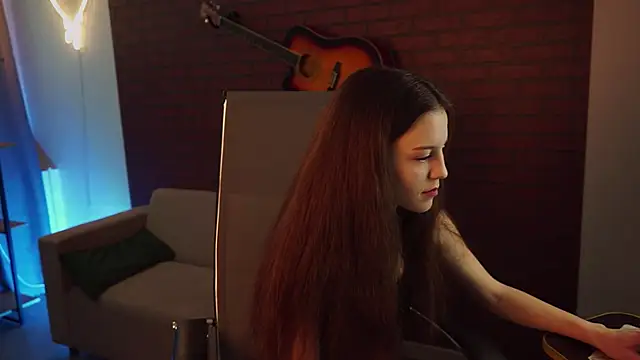 MilaStoyne online show from March 18, 2025, 5:31 am