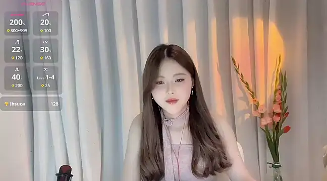 SylviaLing2007 online show from February 13, 2025, 2:42 pm