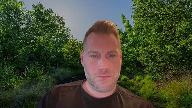 Snapshot of Christian87xxx chatting on November 12, 2025, 6:58 am Christian87xxx online show from November 12, 2025, 6:58 am