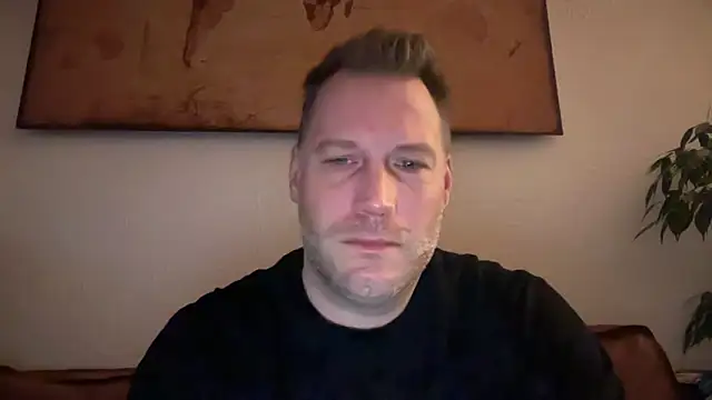 Christian87xxx online show from December 17, 2025, 6:41 am