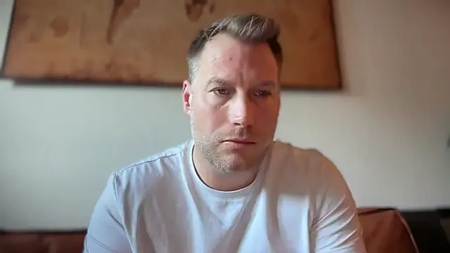 Christian87xxx online show from May 10, 2026, 5:23 am