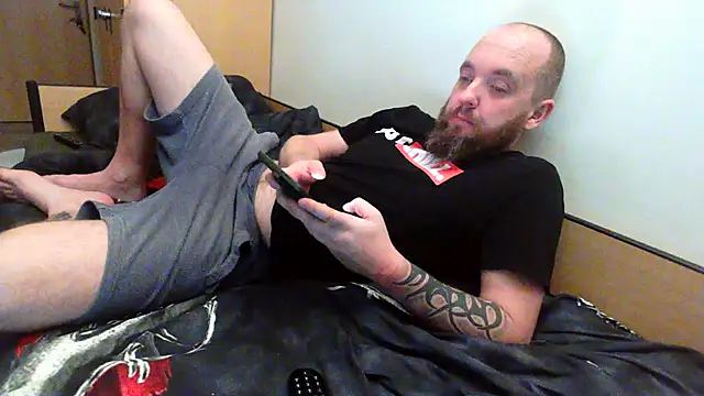 Chester 2006 online show from March 6, 2025, 7:32 pm