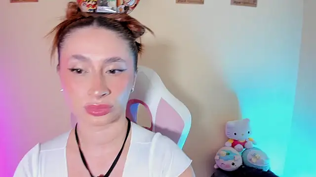 Snapshot of chloe_rockss_ chatting on July 8, 2026, 8:24 pm chloe rockss online show from July 8, 2026, 8:24 pm