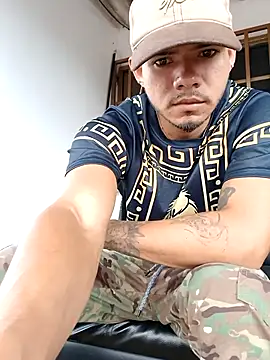 Niick01  online show from September 27, 2025, 7:41 pm