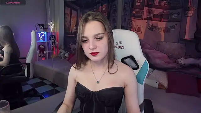 Snapshot of kaisajenner chatting on October 26, 2025, 6:47 pm kaisajenner online show from October 26, 2025, 6:47 pm