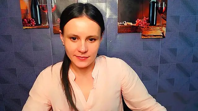 Snapshot of ValeriaHeart_ chatting on February 19, 2025, 2:44 pm ValeriaHeart online show from February 19, 2025, 2:44 pm