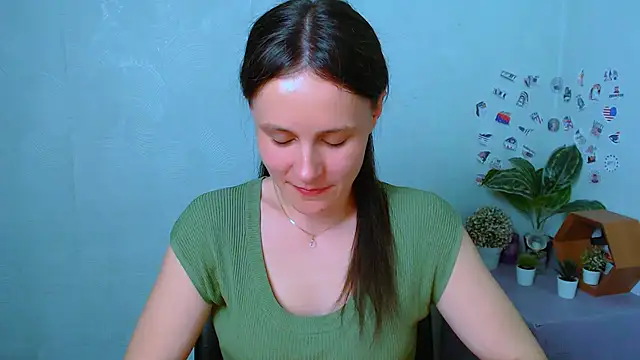 Snapshot of ValeriaHeart_ chatting on March 25, 2026, 6:58 pm ValeriaHeart online show from March 25, 2026, 6:58 pm