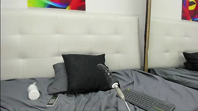 Snapshot of michell78sexy chatting on February 12, 2025, 6:19 am michell78sexy online show from February 12, 2025, 6:19 am