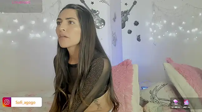 Snapshot of Sofiadelacruz chatting on February 22, 2025, 2:30 pm Sofiadelacruz online show from February 22, 2025, 2:30 pm