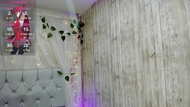 Snapshot of Rachel_new20 chatting on September 23, 2025, 8:56 pm Rachel new20 online show from September 23, 2025, 8:56 pm