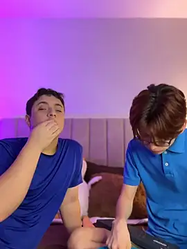 Snapshot of jacob_and_sam chatting on November 13, 2025, 4:00 am jacob and sam online show from November 13, 2025, 4:00 am