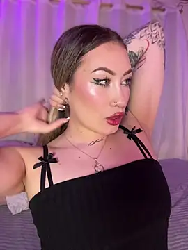 Lally Valencia   online show from June 5, 2026, 5:25 am